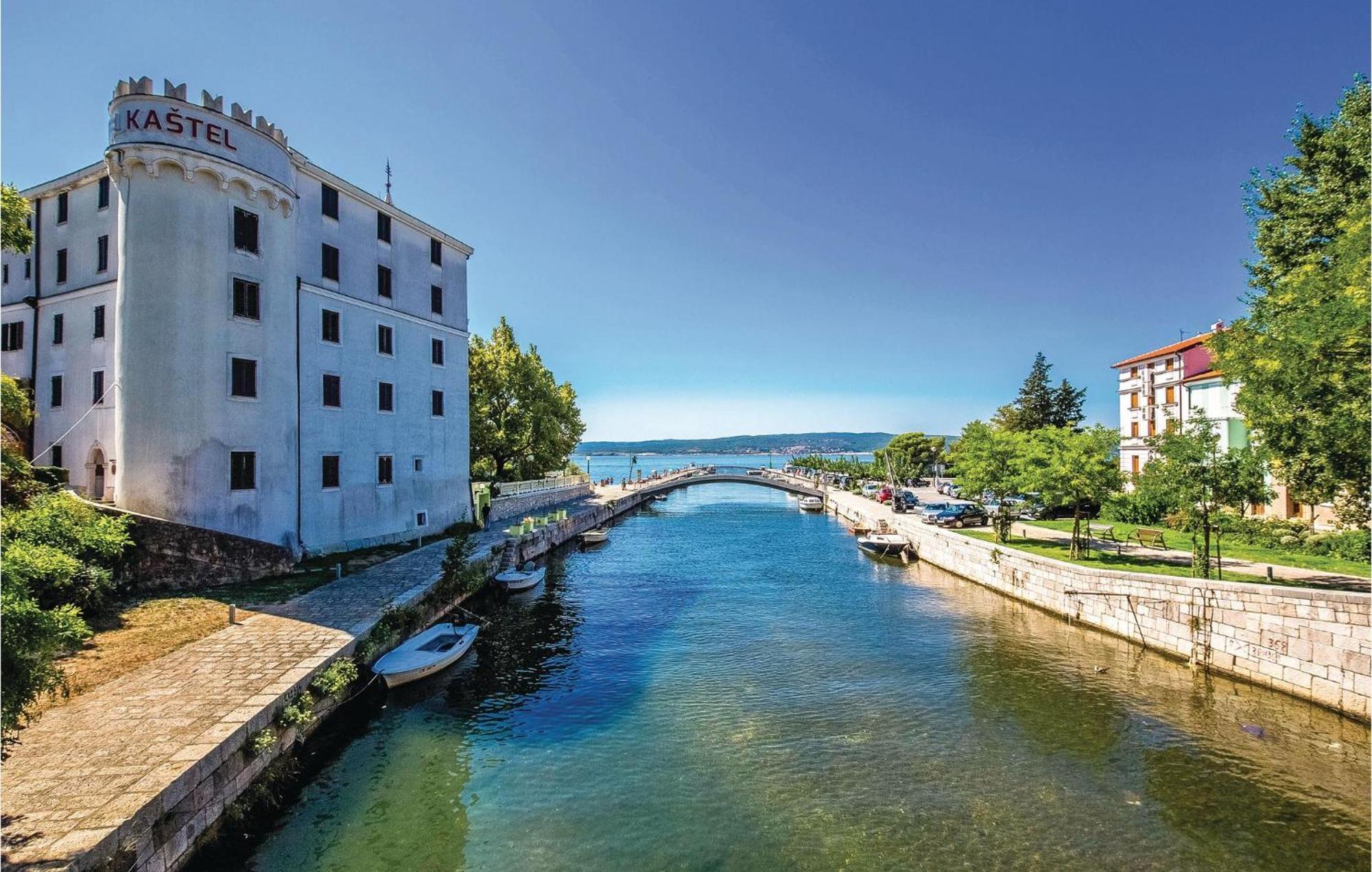 Stunning Apartment In Crikvenica With Wifi المظهر الخارجي الصورة