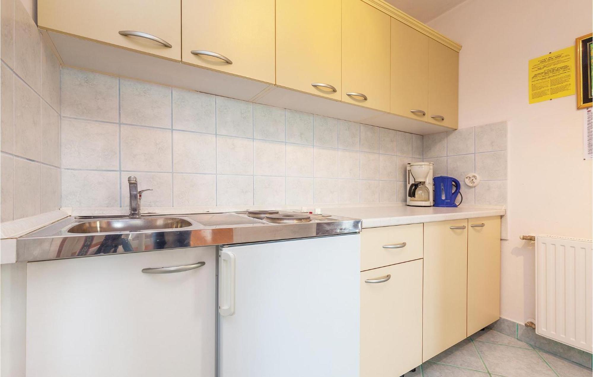 Stunning Apartment In Crikvenica With Wifi المظهر الخارجي الصورة